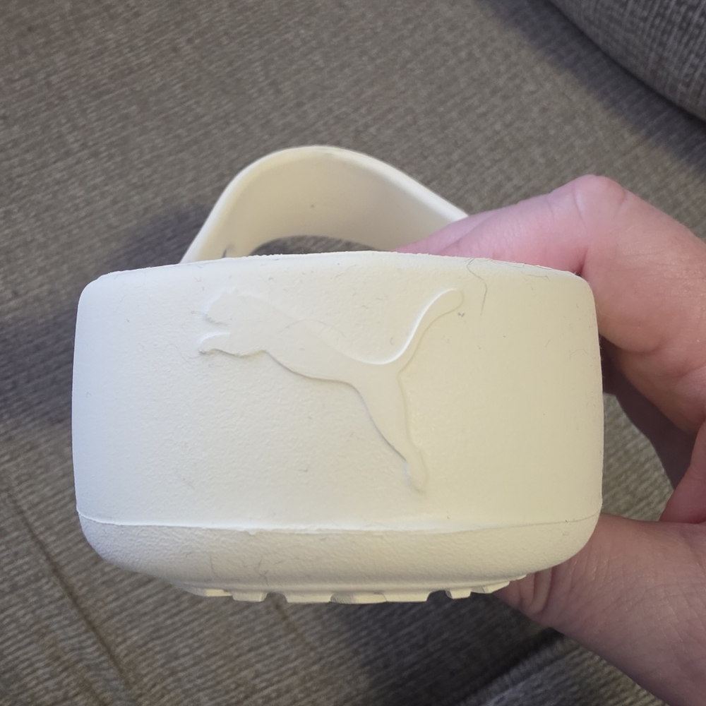 Puma Cream Slide Sandals - Picture 4 of 4